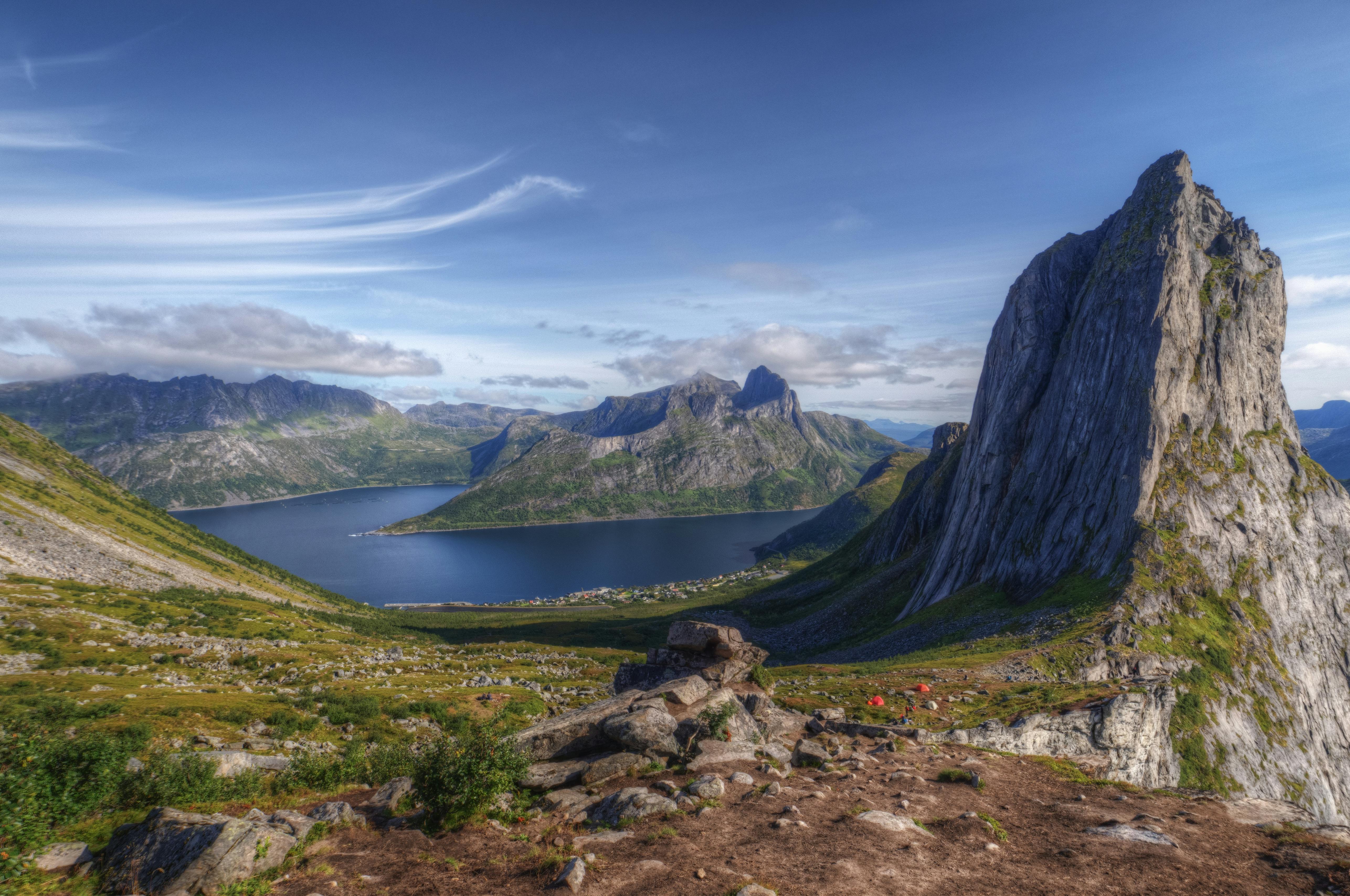 Lofoten Islands: Hidden Gems and Natural Wonders